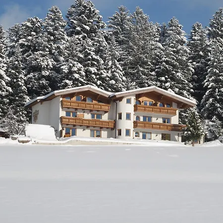Haus Panoramablick 압티나우