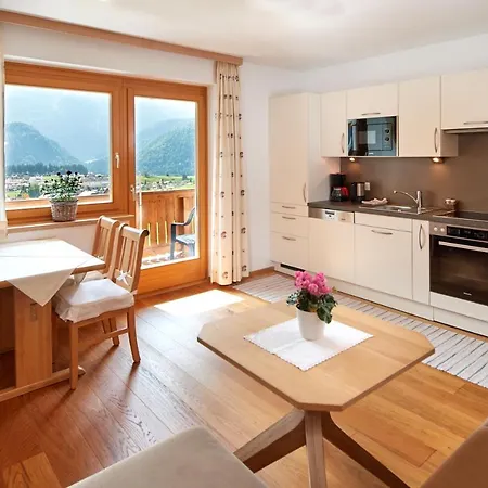 Haus Panoramablick * אבטנאו