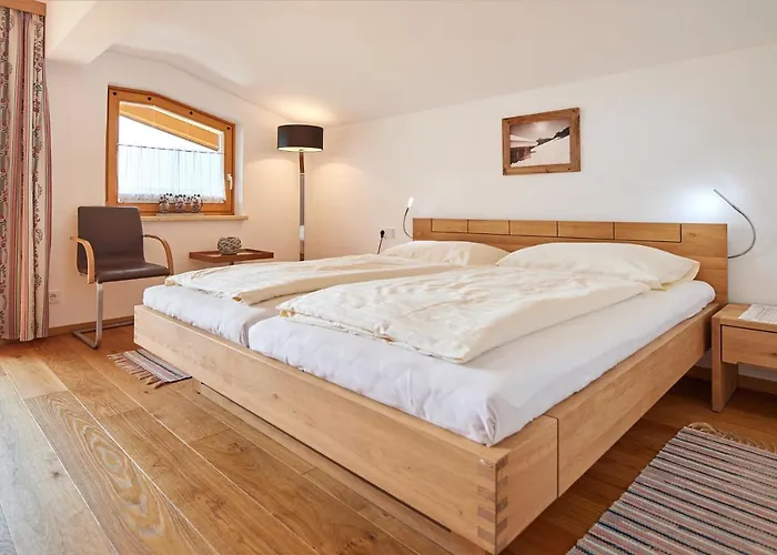 Haus Panoramablick 압티나우