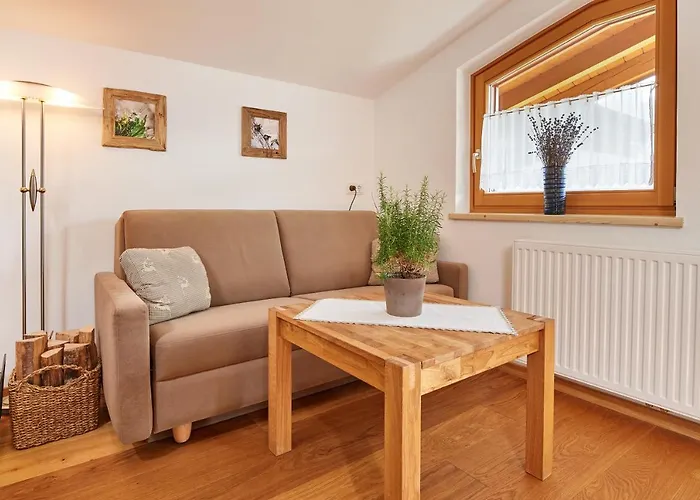 Haus Panoramablick 압티나우