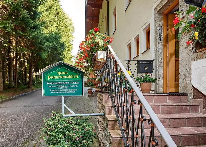 Haus Panoramablick 압티나우